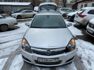 Opel Astra H  1.8 МТ 2012 года
