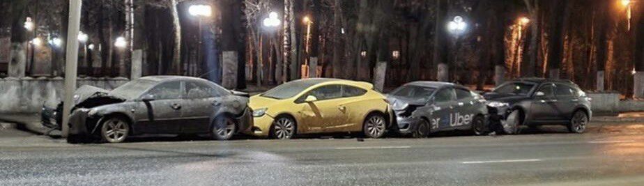 Скупка битых машин в Москве